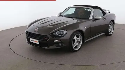 Usata Fiat 124 Spider Lusso 140 CV (102 kW) 2017 Marrone Cabrio