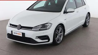Bianco Usata 2019 VW Golf VII Sport Tre volumi | 17.099 € (Ottimo prezzo)