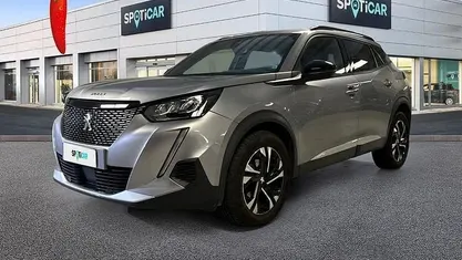 Usata 2022 Peugeot 2008 Allure SUV | 17.150 € (Buon prezzo)