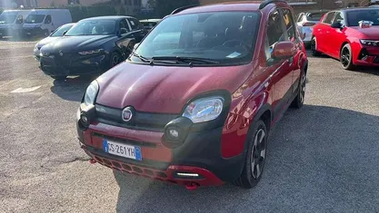 Rosso Usata 2024 Fiat Panda Cross Cross Due volumi | 13.990 € (Buon prezzo)