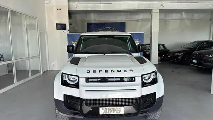 Usata Land Rover Defender SE 200 CV (147 kW) 2021 Station wagon