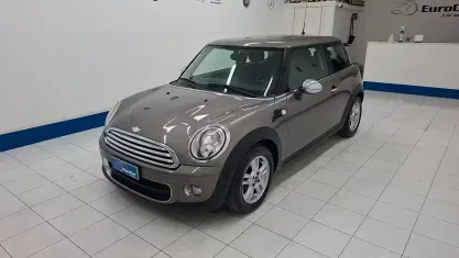 Usata Mini One D 90 CV (66 kW) 2012 Marrone Utilitaria