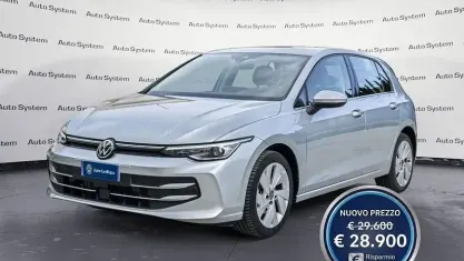 Usata VW Golf VIII Style 150 CV (110 kW) 2025 Dolomite silver Utilitaria