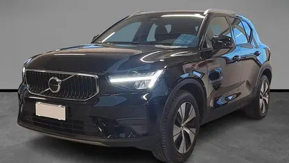 Begagnad Volvo XC40 163 HK (119 kW) 2023 Svart SUV