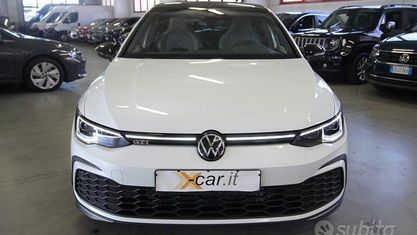 Gebraucht VW Golf VIII GTI 245 PS (180 kW) 2023 Weiß Limousine