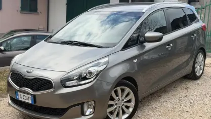 Usata Kia Carens 116 CV (85 kW) 2015 Grigio Monovolume