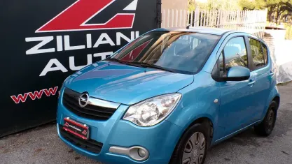 Usata Opel Agila 68 CV (50 kW) 2012 Bluazzurro Utilitaria