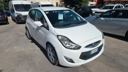 Usata Hyundai ix20 Comfort 90 CV (66 kW) 2011 Bianco Utilitaria