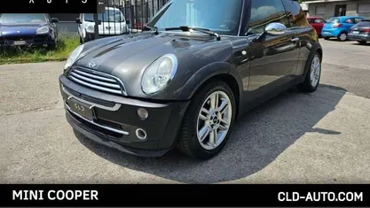 Usata Mini Cooper 116 CV (85 kW) 2006 Grigio Utilitaria