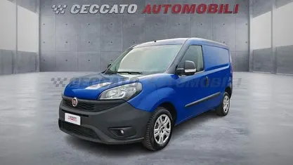 Usata Fiat Doblò 95 CV (69 kW) 2018 Blu Monovolume