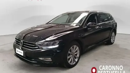 Usata VW Passat Business 150 CV (110 kW) 2022 Grigio Station wagon