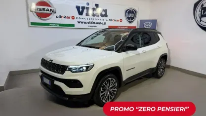 Käytetty Jeep Compass Summit 131 HP (96 kW) 2025 Valkoinen Katumaasturi