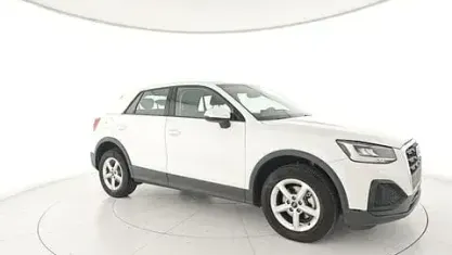 Usata Audi Q2 Business 116 CV (85 kW) 2023 Bianco SUV