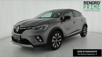 Gebraucht Renault Captur Techno 160 PS (117 kW) 2023 Grau SUV