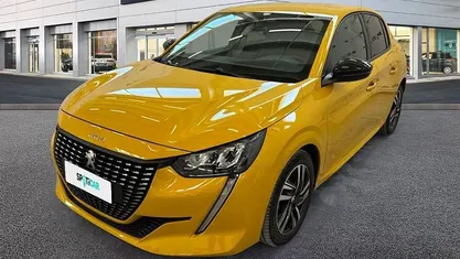 Usata Peugeot 208 Allure 101 CV (74 kW) 2023 Giallo Utilitaria