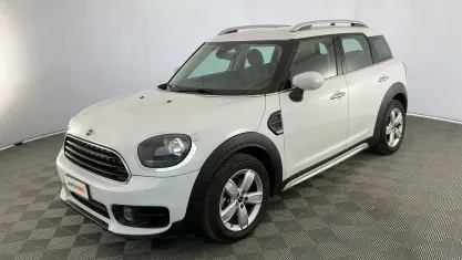 Usata Mini One Countryman 102 CV (75 kW) 2020 Bianco SUV