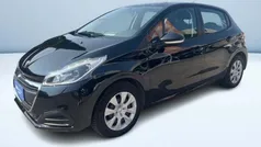 Nero Usata 2016 Peugeot 208 Active Due volumi | 8900 € (Buon prezzo)
