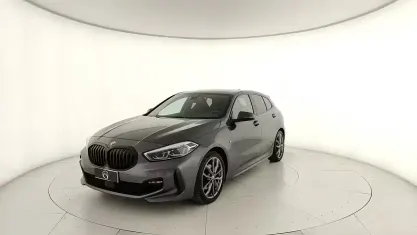 Usata BMW 116 M Sport 116 CV (85 kW) 2021 Grigio Utilitaria