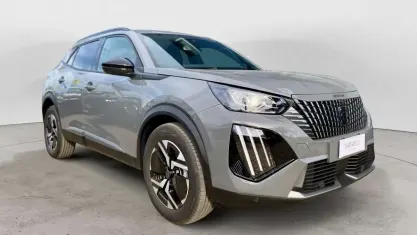 Nuova Peugeot 2008 Allure 102 CV (75 kW) 2026 Grigio SUV