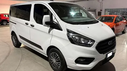 Bianco pastello Usata 2019 Ford Tourneo Custom Trend Furgone | 20.400 € (Super prezzo)