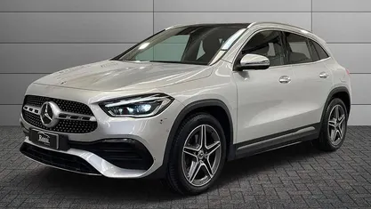 Usata Mercedes GLA200 Premium 150 CV (110 kW) 2023 Nero metallizzato SUV