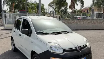 Usata Fiat Panda Pop 69 CV (50 kW) 2019 Bianco Utilitaria