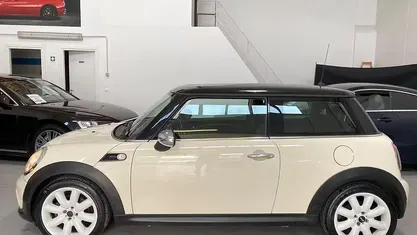 Usata Mini Cooper D Hype 111 CV (81 kW) 2011 Utilitaria