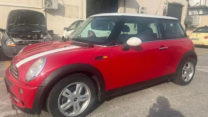 Usata Mini Cooper 116 CV (85 kW) 2004 Utilitaria