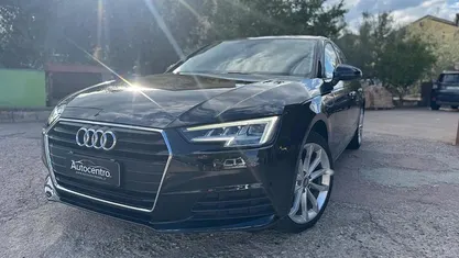 Usata Audi A4 Sport 122 CV (89 kW) 2019 Nero Berlina