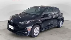Nero Usata 2020 Toyota Yaris Hybrid Business Edition Tre volumi | 14.900 € (Buon prezzo)