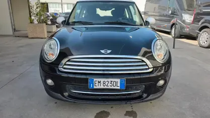 Usata Mini Cooper 122 CV (89 kW) 2013 Nero Utilitaria