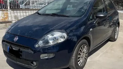 Usata Fiat Punto Street 95 CV (69 kW) 2018 Blu Utilitaria