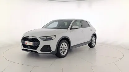 Usata Audi A1 Business 95 CV (69 kW) 2025 Bianco ghiacciaio metallizzato SUV