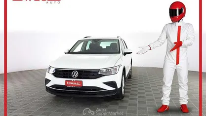 Usata VW Tiguan Life 150 CV (110 kW) 2023 Pure white SUV