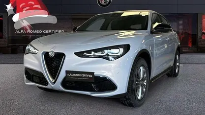 Usata 2023 Alfa Romeo Stelvio Super SUV | 39.950 € (Buon prezzo)
