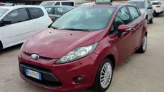 Usata 2009 Ford Fiesta Due volumi | 4000 € (Buon prezzo)