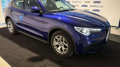 Usata Alfa Romeo Stelvio Business 190 CV (139 kW) 2021 Blu metallizzato SUV