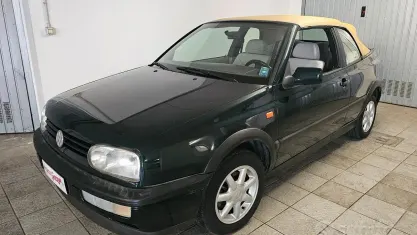 Usata VW Golf Cabriolet 75 CV (55 kW) 1994 Verde Cabrio