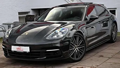 Usata 2020 Porsche Panamera Sport Turismo Tre volumi | 72.000 € (Buon prezzo)