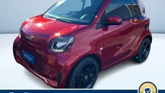 Rojo Usado 2021 Smart ForTwo Electric Drive Passion Berlina | 13.900 € (Precio justo)