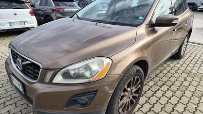 Usata Volvo XC60 Momentum 163 CV (119 kW) 2009 Marrone SUV