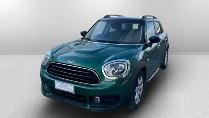 Usata Mini Cooper D Countryman Business 150 CV (110 kW) 2020 British racing green metallic SUV