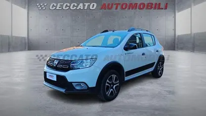 Usata Dacia Sandero Acces 95 CV (69 kW) 2020 Utilitaria