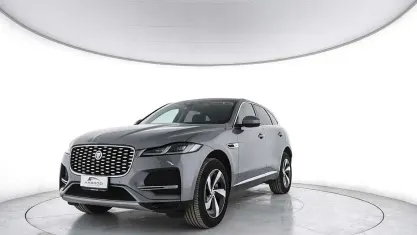 Usata Jaguar F-Pace R-Dynamic 163 CV (119 kW) 2022 Grigio SUV