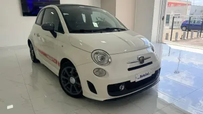 Usata Abarth 500C 140 CV (102 kW) 2012 Bianco Cabrio