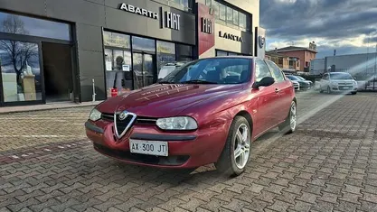 Usata Alfa Romeo 156 120 CV (88 kW) 1999 Rosso Berlina