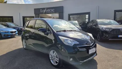 Usata Toyota Verso-S Active 99 CV (72 kW) 2011 Monovolume