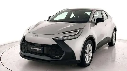 Argento Usata 2025 Toyota C-HR Active SUV | 25.950 € (Ottimo prezzo)