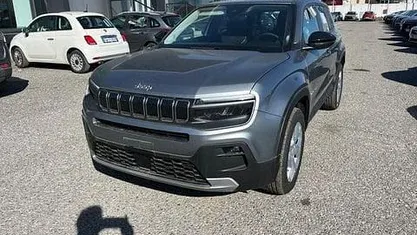 Nuova Jeep Avenger Longitude 101 CV (74 kW) 2025 Grigio SUV