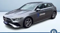 Grigio metallizzato Usata 2024 Mercedes A180 Advanced Plus Tre volumi | 33.800 € (Buon prezzo)